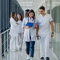 No somos una Oficina de Turismo de Salud, Somos un Centro Médico Quirúrgico en toda regla.